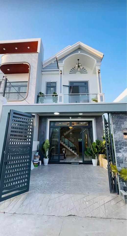 NHÀ PHỐ 1 LẦU – ĐƯỜNG RỘNG – 103m2 - 2 TỶ 3 - Ở SƯỚNG, KINH DOANH ĐƯỢC