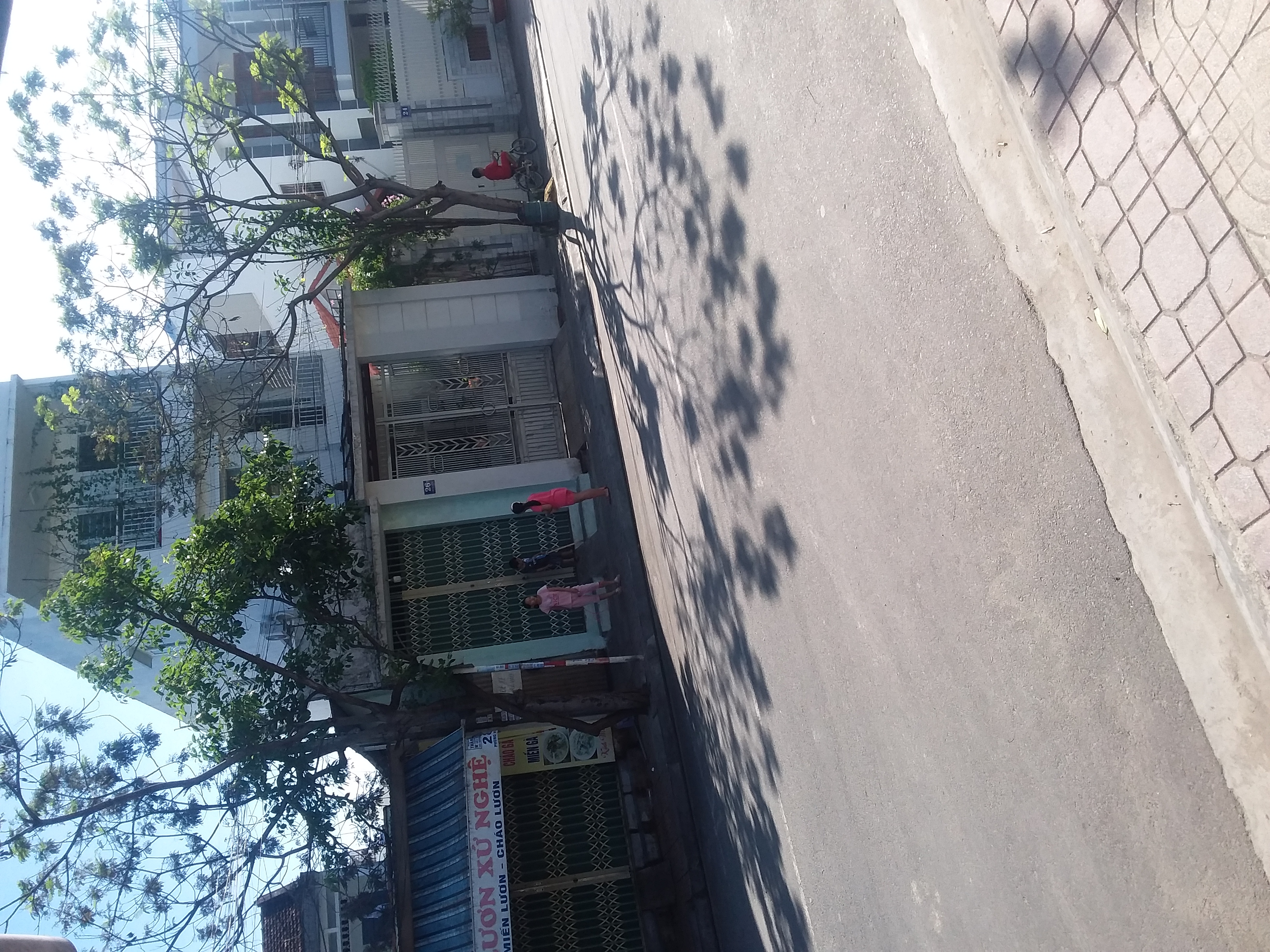 Bán nhà mặt tiền 26,Phùng Hưng,Phước Long,Nha Trang.Diện tích 236m2.Giá 15 tỉ