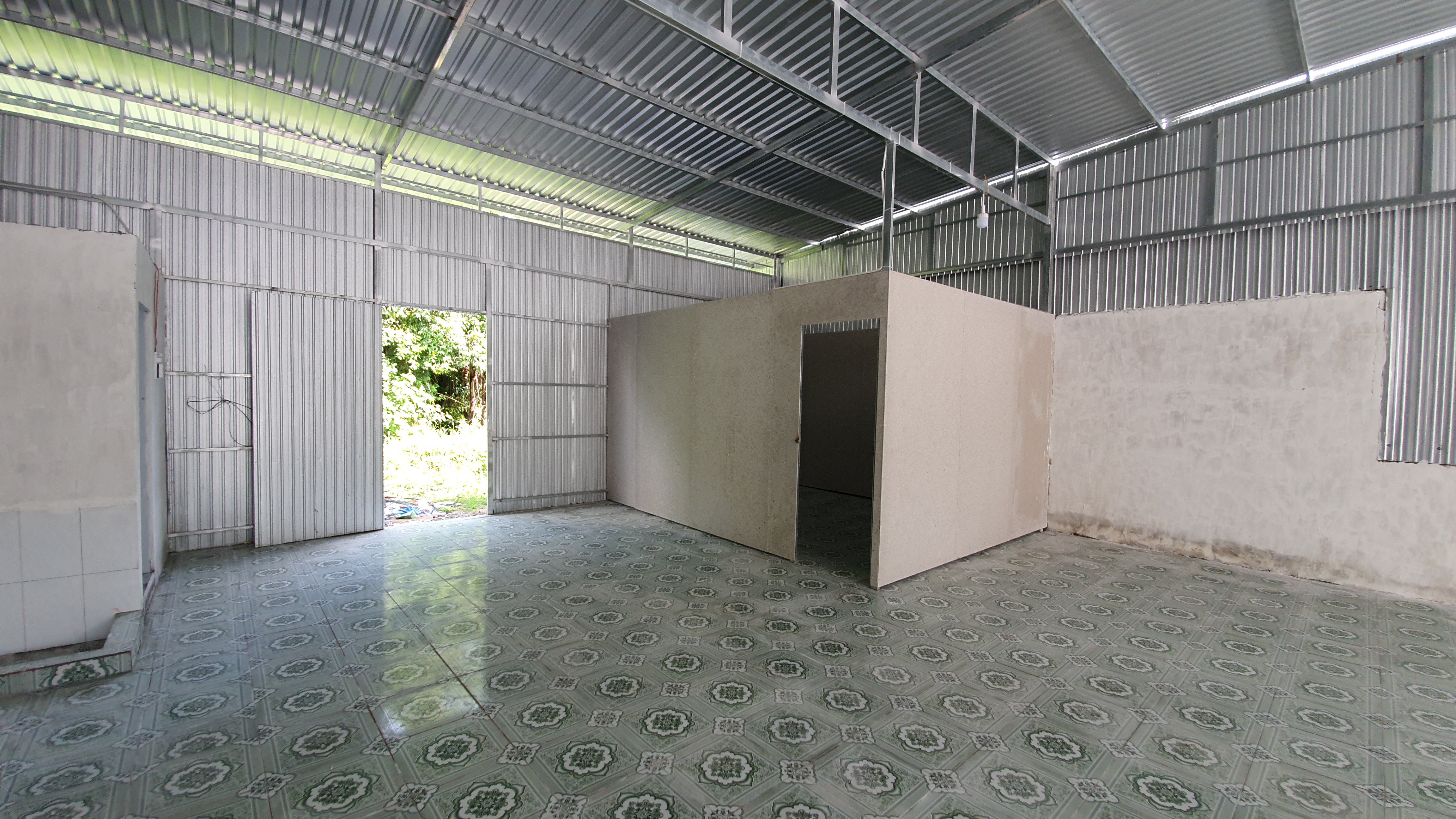 cho thuê mặt bằng nền đôi