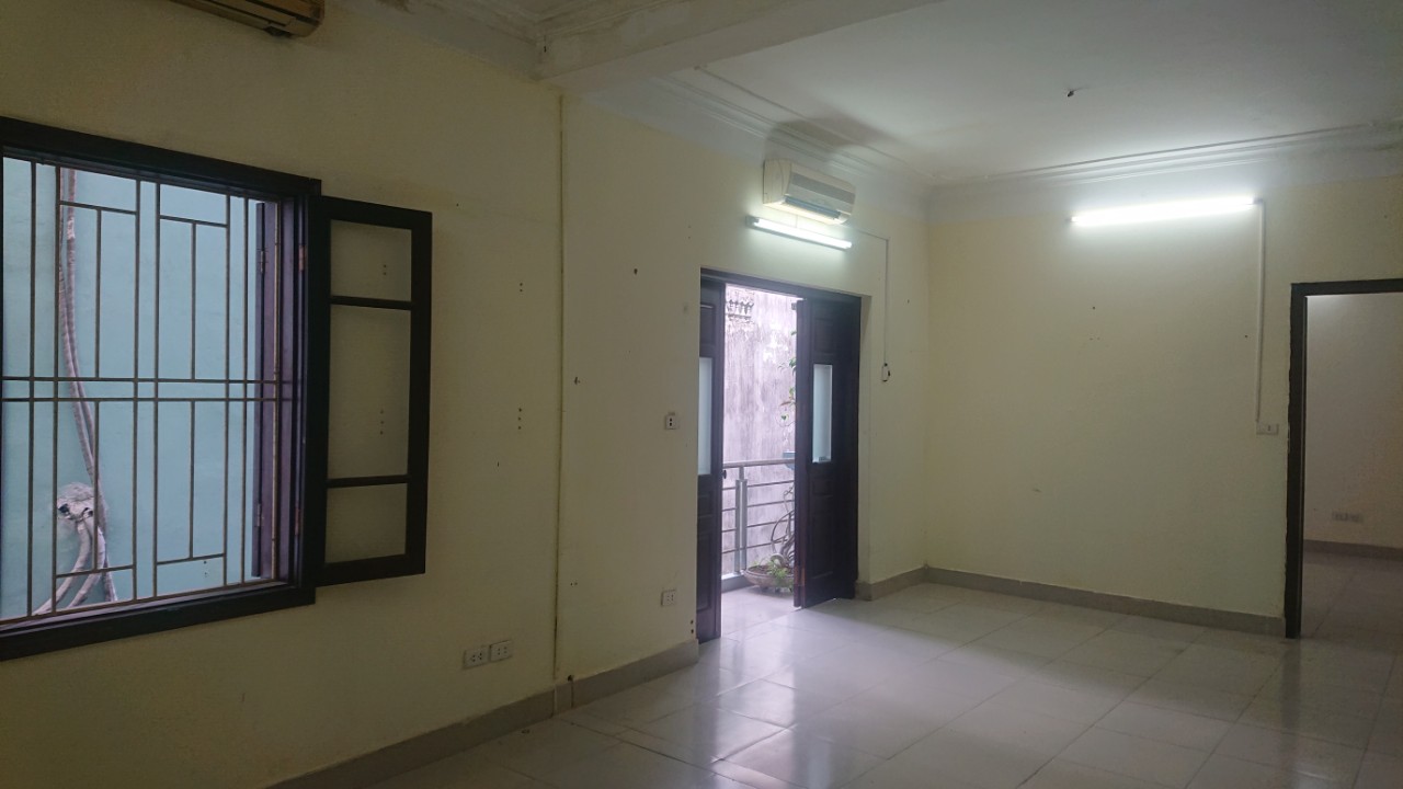 Có sẵn VP 60m2 cho thuê tại 18/11 Thái Hà. LH 0929236669