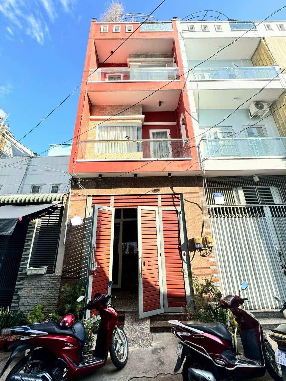 Nhà hẻm 2xẹt Hương Lộ 2,Bình Trị Đông A,Bình Tân 54,6m2 2 lầu 5pn 5wc giá 5ty350