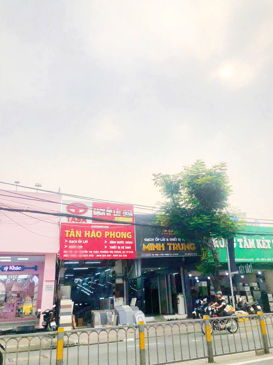 Bán nhà 377 Nguyễn Thị Thập Q7 gần Lotte ngang 4.2x22.5 giá 32 tỷ