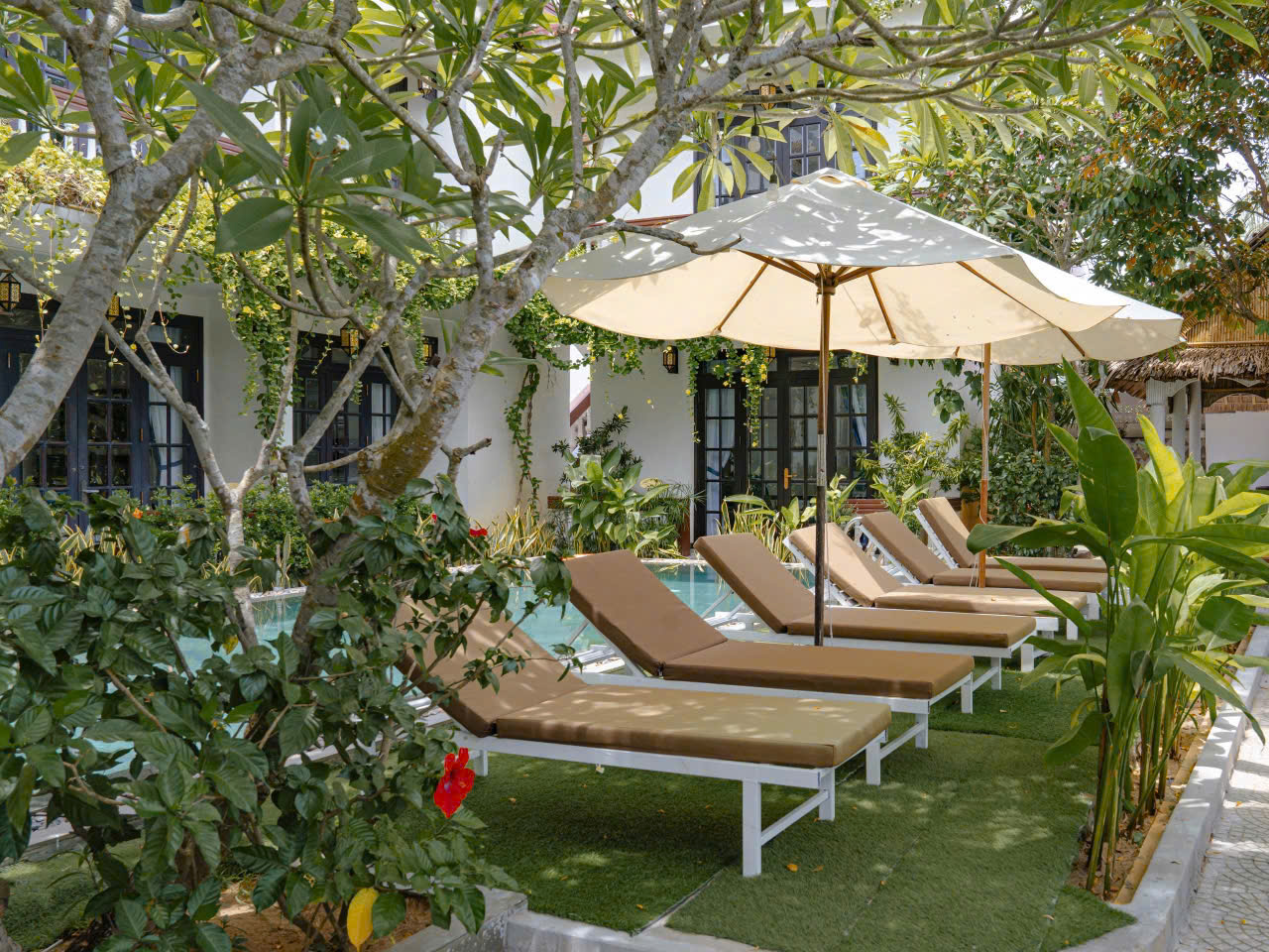 Bán villa ven sông với dòng tiền khai thác 100tr/ tháng