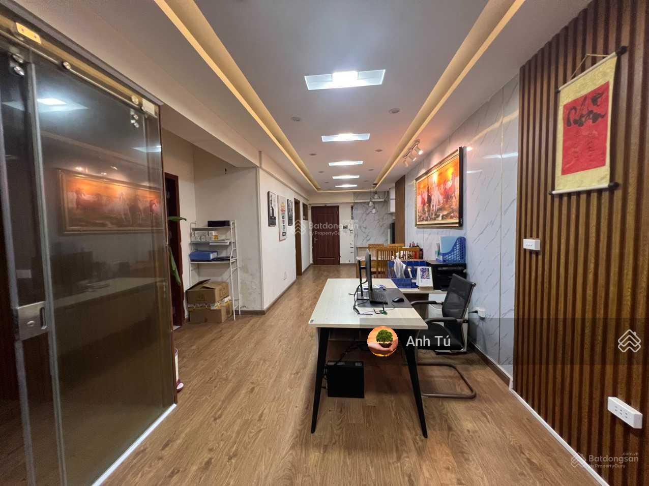 Cần bán gấp căn hộ chung cư R4 Royal City Dt 94m giá rẻ