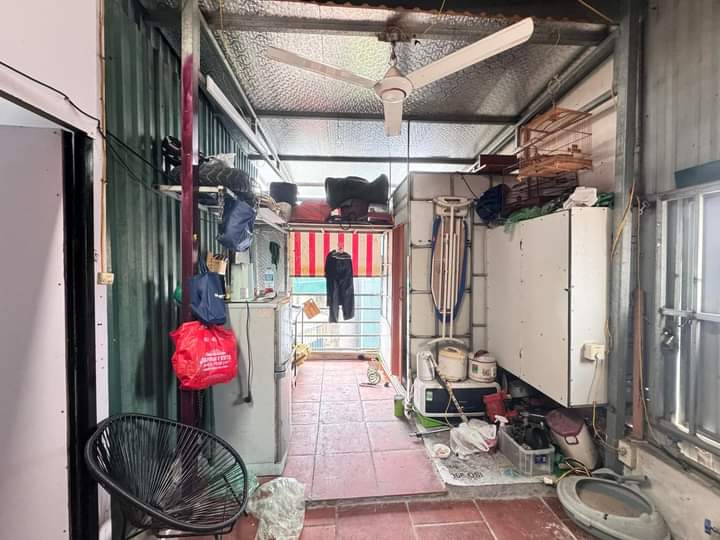 Quận Đống Đa.rất gần phố . Tiện ích xung quanh giao thông thuận tiện