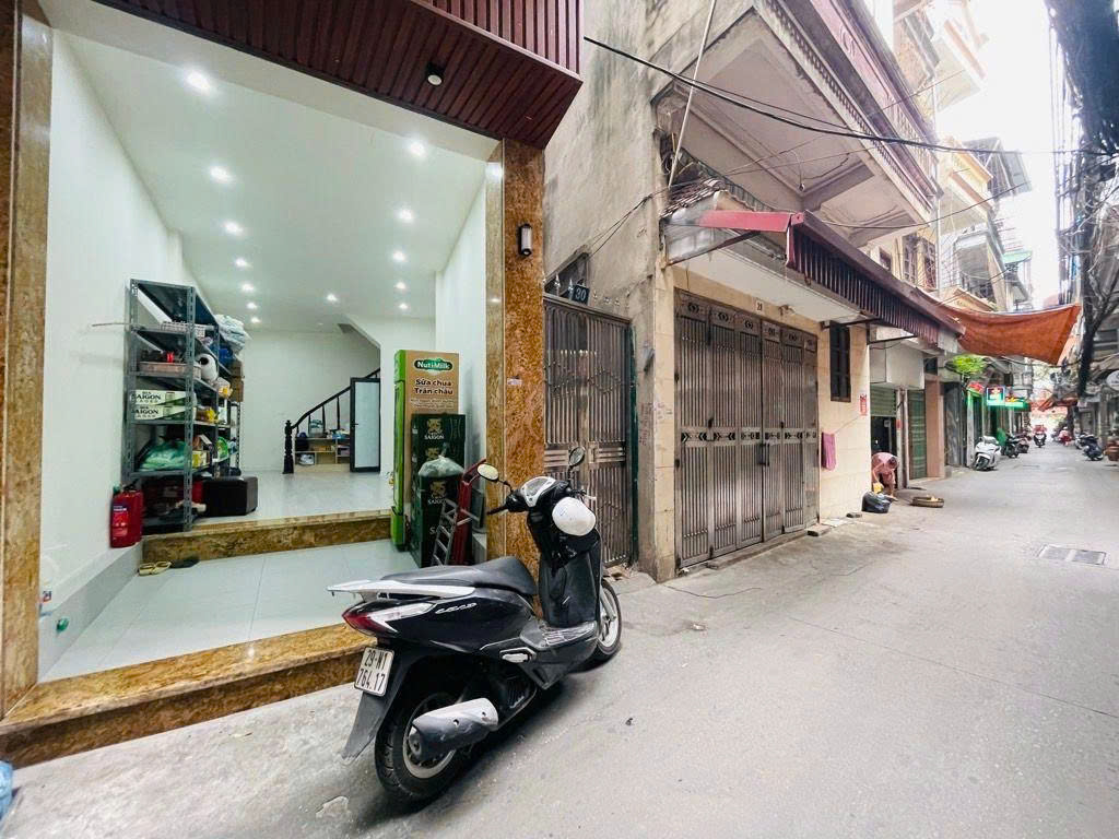 Cần bán gấp giá nào cũng bán minh khai bán nhà 5 tầng thang máy long lanh kd hbt