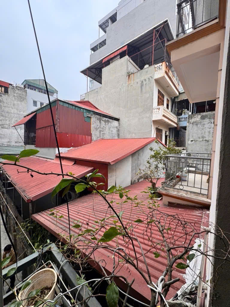 Nhà cực hiếm phố Lạc Long Quân – Gần hồ Tây, an ninh tuyệt đối, giá nhỉnh 6 tỉ