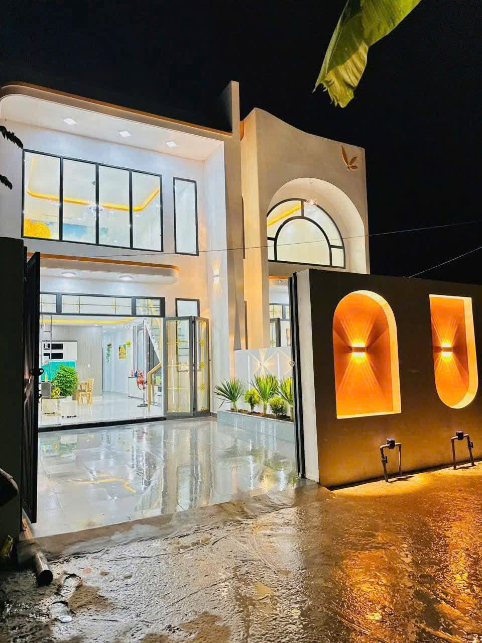 BÁN NHÀ 99M² – GIÁ 2 TỶ 350 – SỔ HỒNG RIÊNG