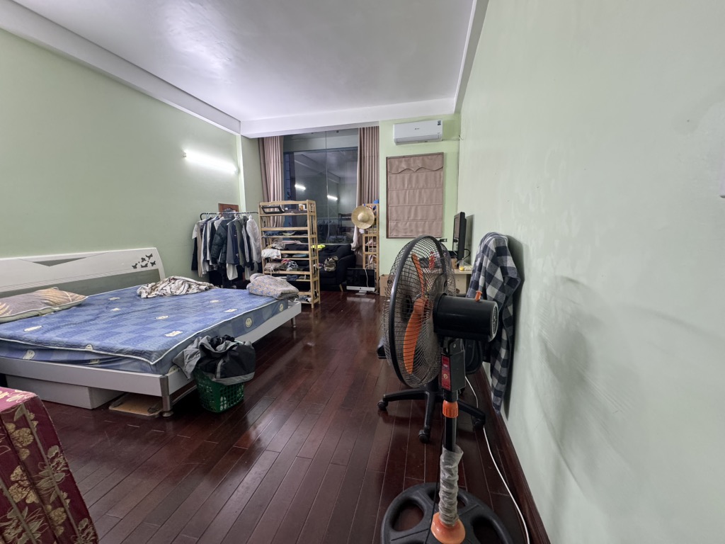 Phân lô đền lừ bán nhà 5 tầng ô chờ thang máy ô tô dừng đỗ kinh doanh hoàng mai