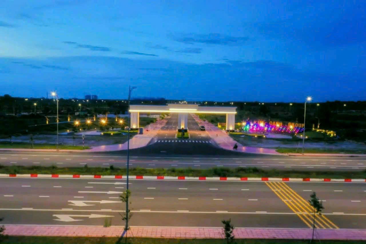 Kẹt tiền cần bán lô đất 100m² giá 970 triệu, mặt tiền đường Nguyễn Ái Quốc