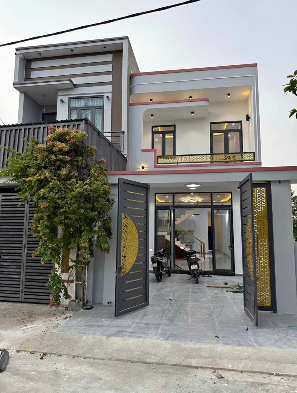 CẦN BÁN NHÀ 1 TRỆT 1 LẦU – TRUNG TÂM PHƯỜNG 4 – TÂN AN – DT 80M² – GIÁ 2.2 TỶ