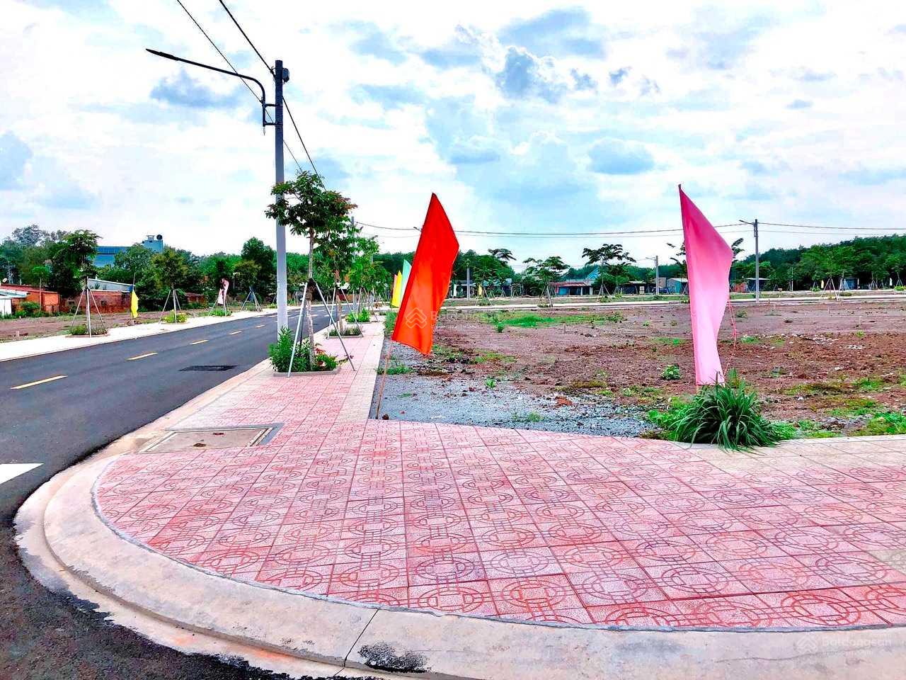 Bán lô đất 125m2, giá 1 tỷ 250, gần khu tái định cư sân bay Long Thành, cạnh KCN