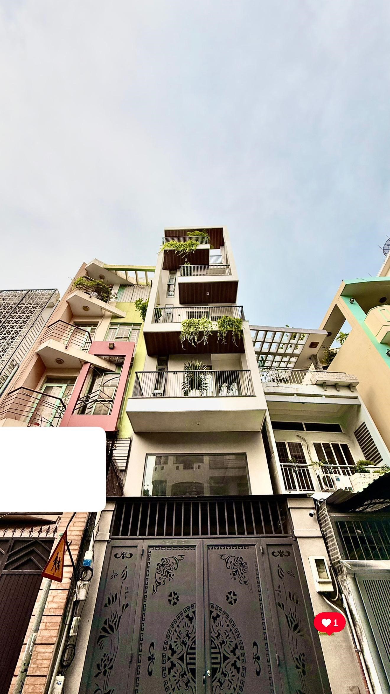 Siêu phẩm 7 tầng thang máy, mặt tiền KD Quận 1. 100m2. Giá 38 tỷ (tặng nội thất)