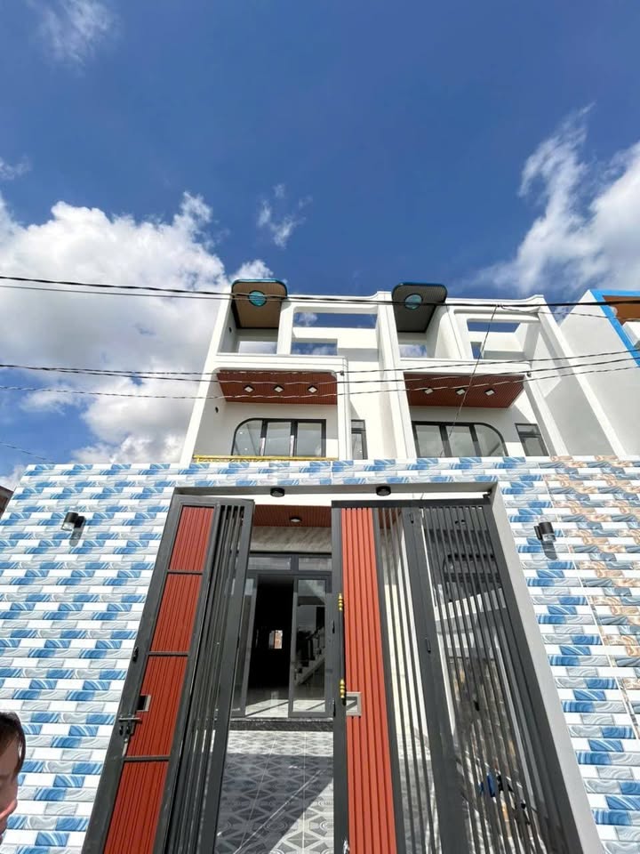 BÁN NHÀ LONG TRẠCH – CẦN DƯỚC - LONG AN - 93M² – 1 TRỆT 1 TẦNG – 2 TỶ 3