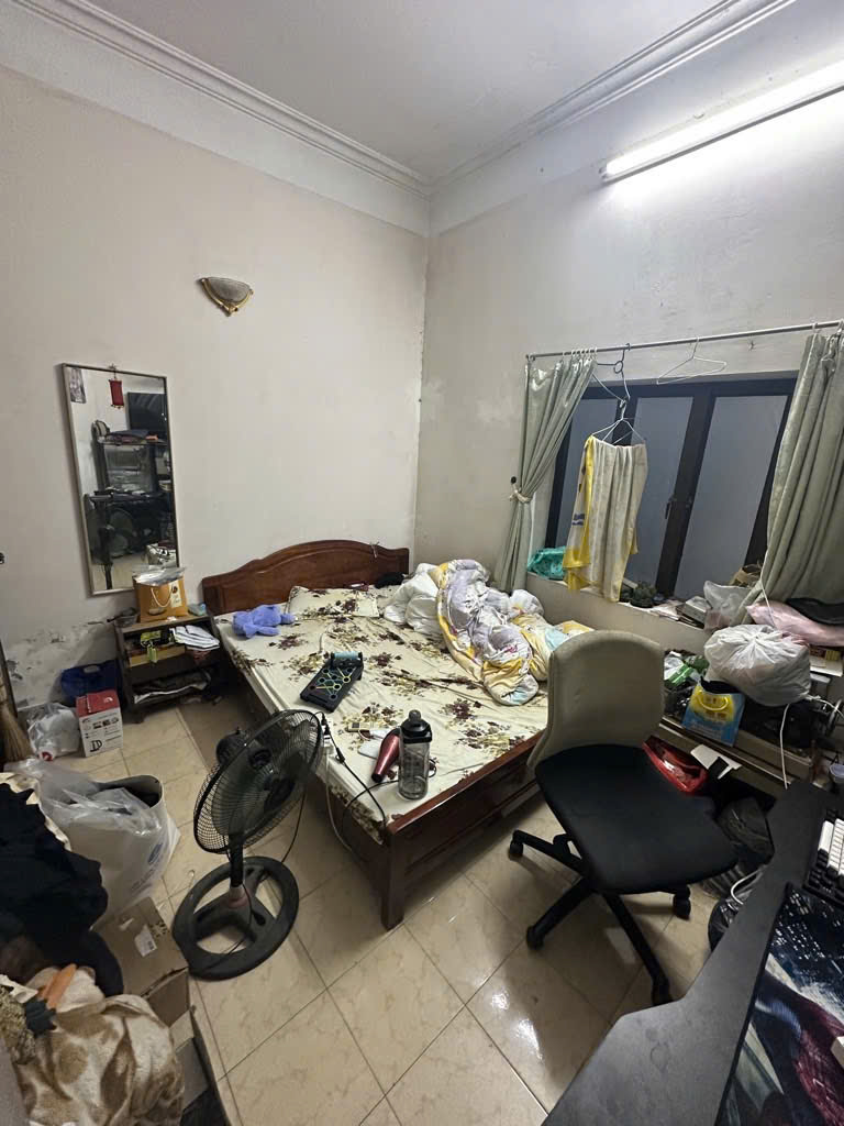 Bán nhà lĩnh nam 4 tầng dân xây gần phố hoàng mai