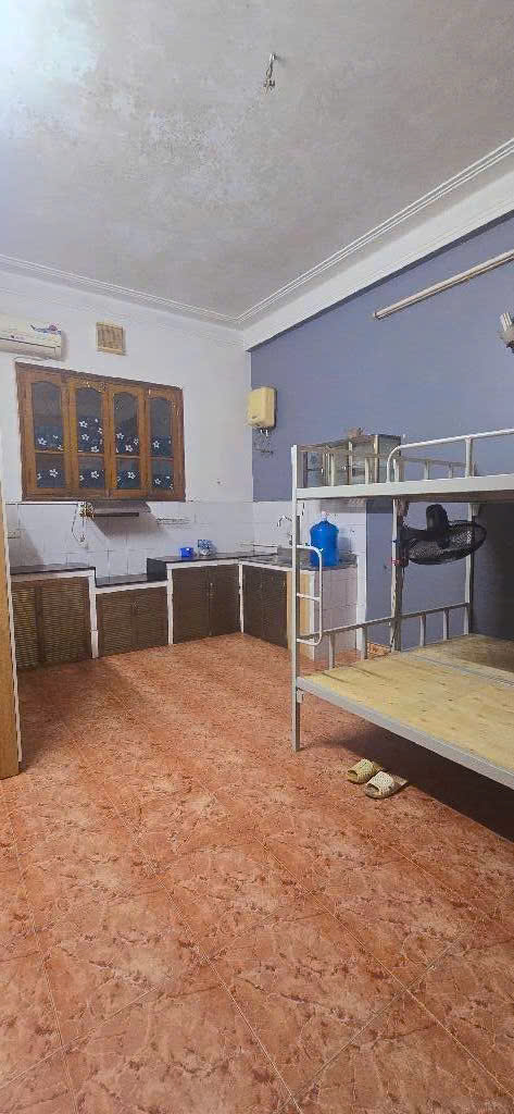 Siêu hiếm nguyễn đình chiểu bán nhà  tầng 30M ra phố hai bà trưng