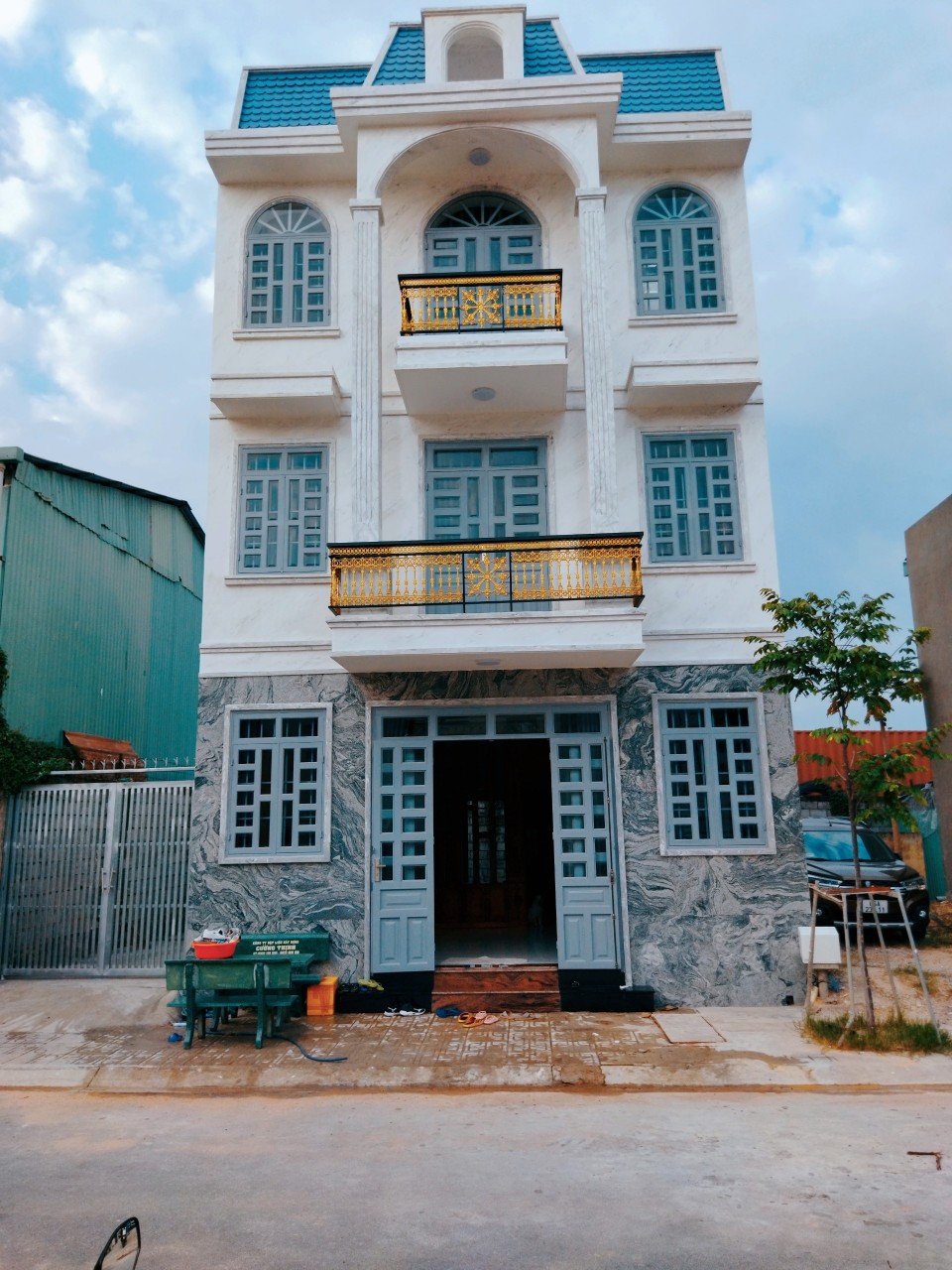 Nhà 2 mặt tiền Đông Thành, Tân Đông hiệp Dĩ An hoàn công