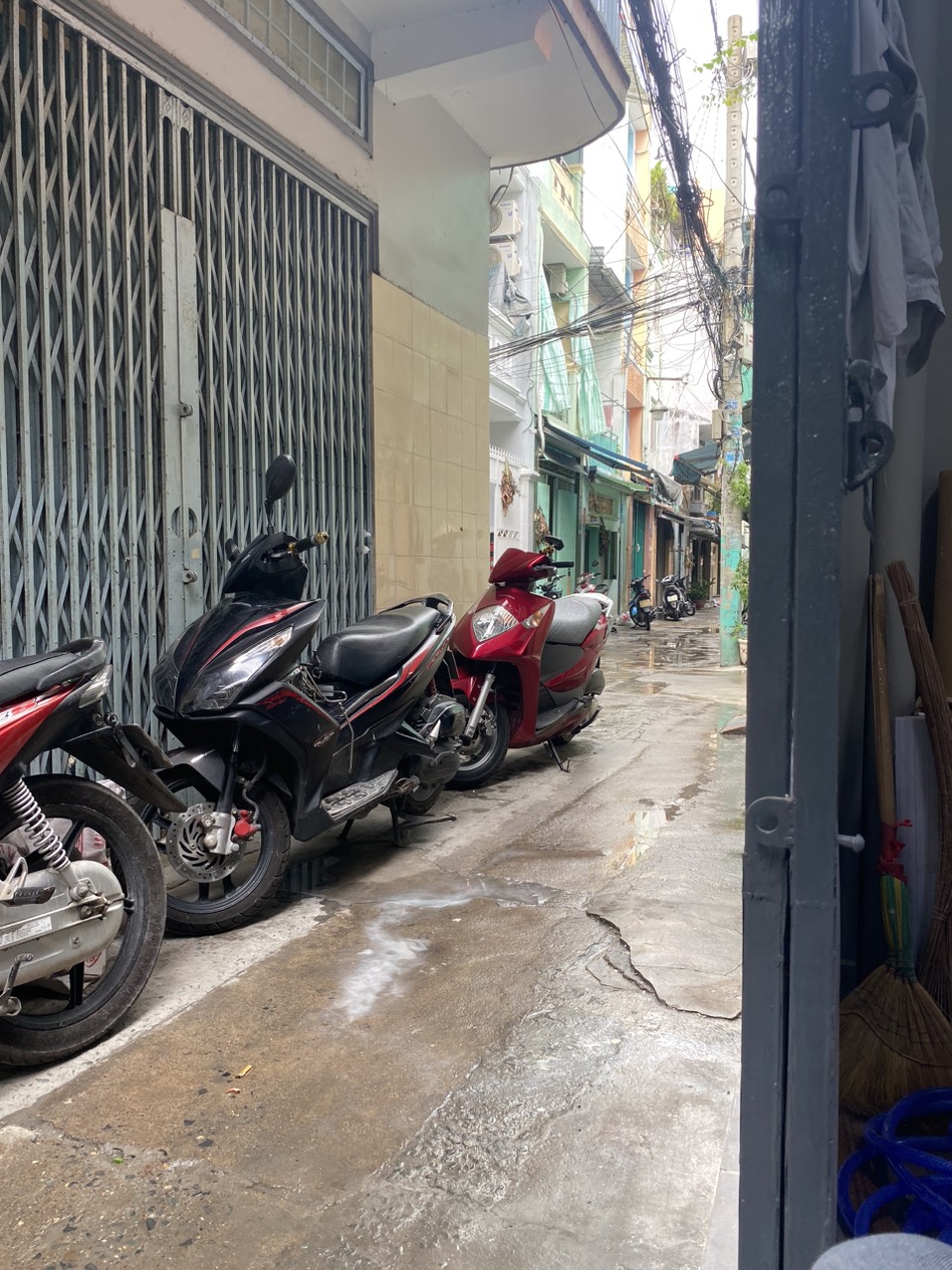 Bán nhà hẻm Bà Hạt, P4, Q10 gần chợ Nhật Tảo 3x11m, trệt, 1 lầu, 2PN