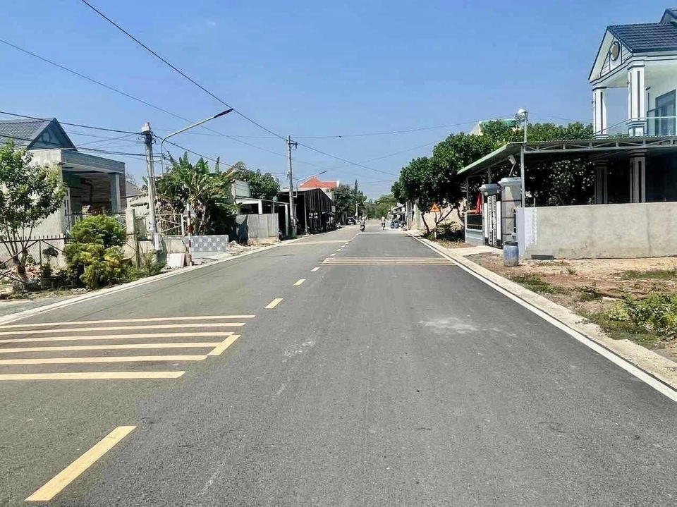 Bán Đất Thổ Cư, Vị Trí Đẹp, Giá Hấp Dẫn!