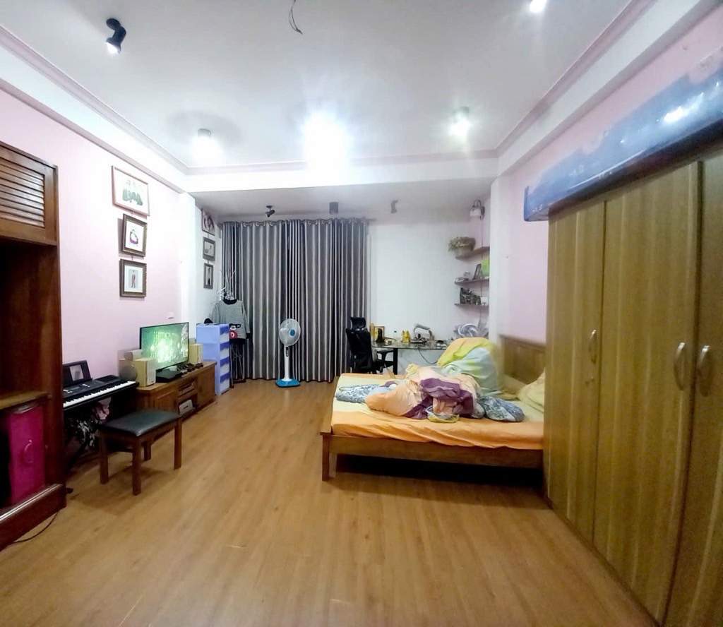 Bán 76M đại đồng nguyễn khoái tặng nhà ngõ thông 5M ô tô tránh hoàng mai