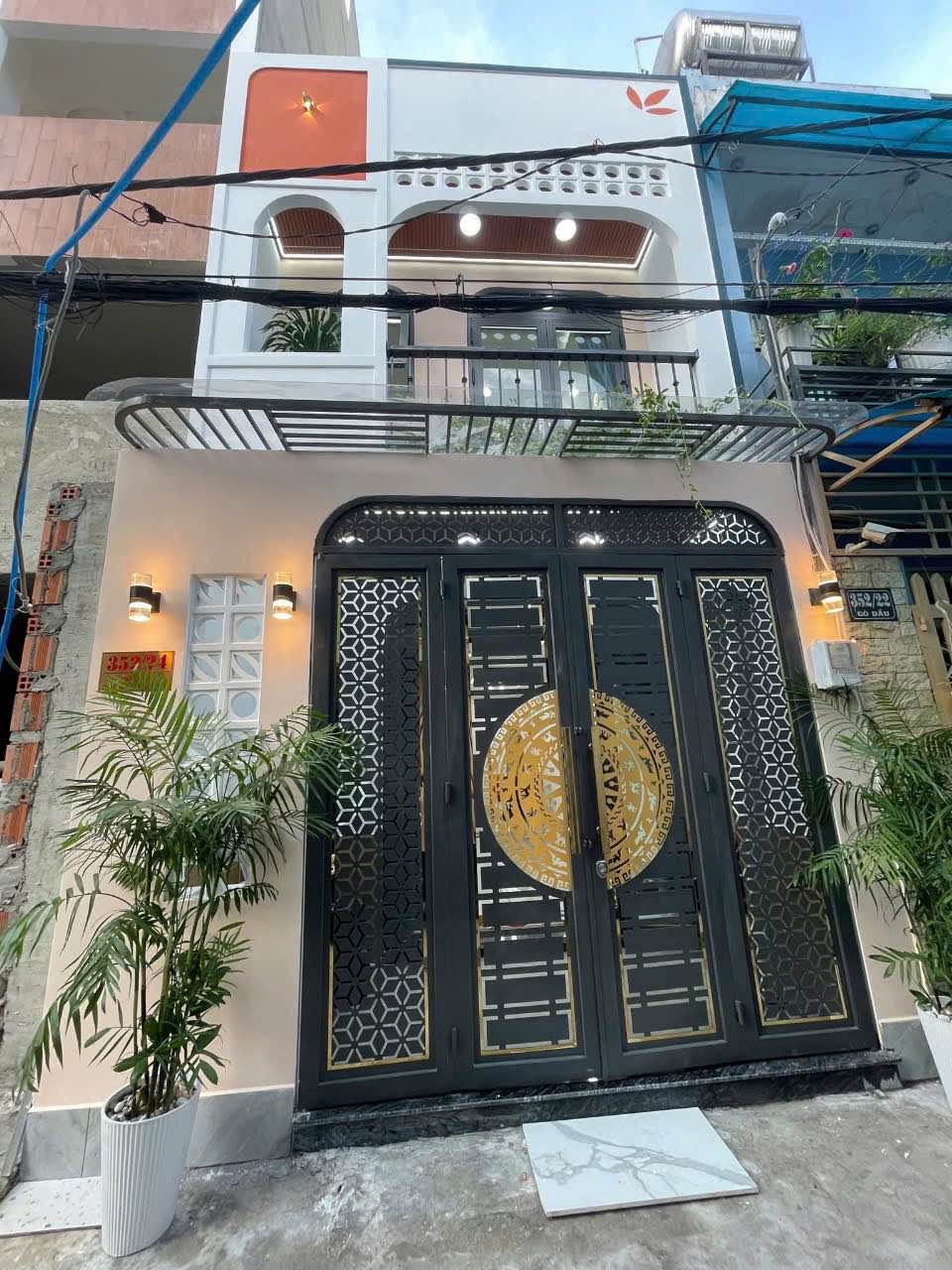 Nhà đẹp giá tốt - SHR - Ở ngay chỉ 2 tỷ - Long an