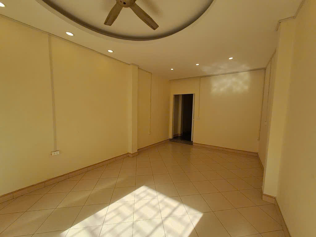 BÁN NHÀ NGÕ 512 HOÀNG HOA THÁM – Ô TÔ VÀO NHÀ – NGÕ NÔNG – GẦN PHỐ