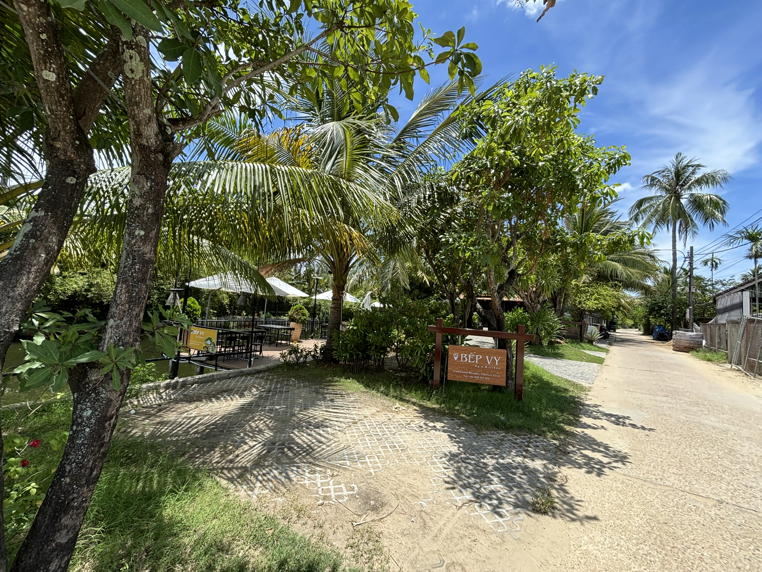 Đẩy nhanh lô đất cực đẹp mt DX18 - hơn 700m giá chỉ 12ty5