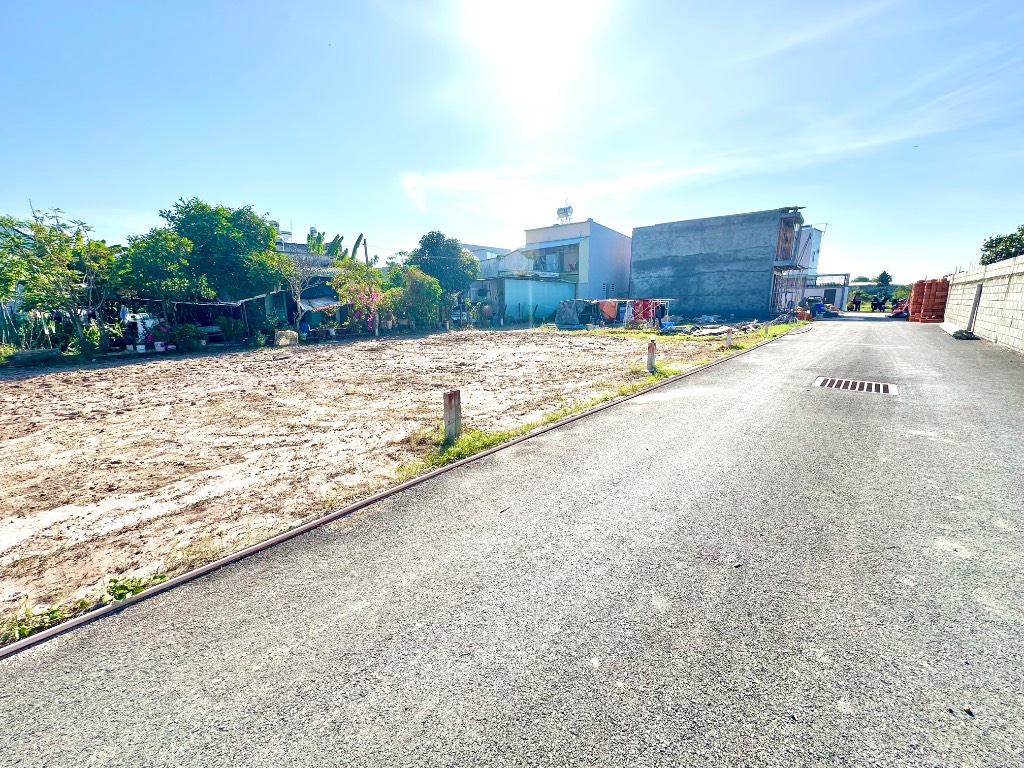 Đất chính chủ mặt tiền Củ Chi, 80m², giá 1,7 tỷ, sổ riêng, xây dựng tự do