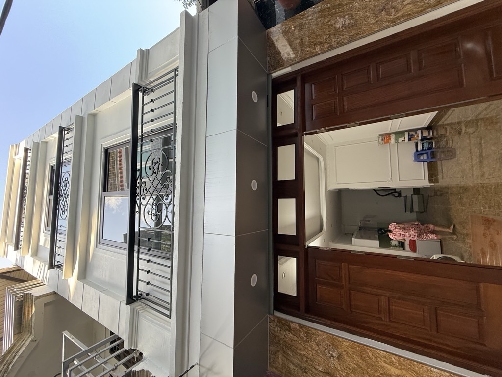 Bán nhà trại cá trần đại nghĩa 5 tầng thang máy longlanh ôtô thông kinhdoanh HBT