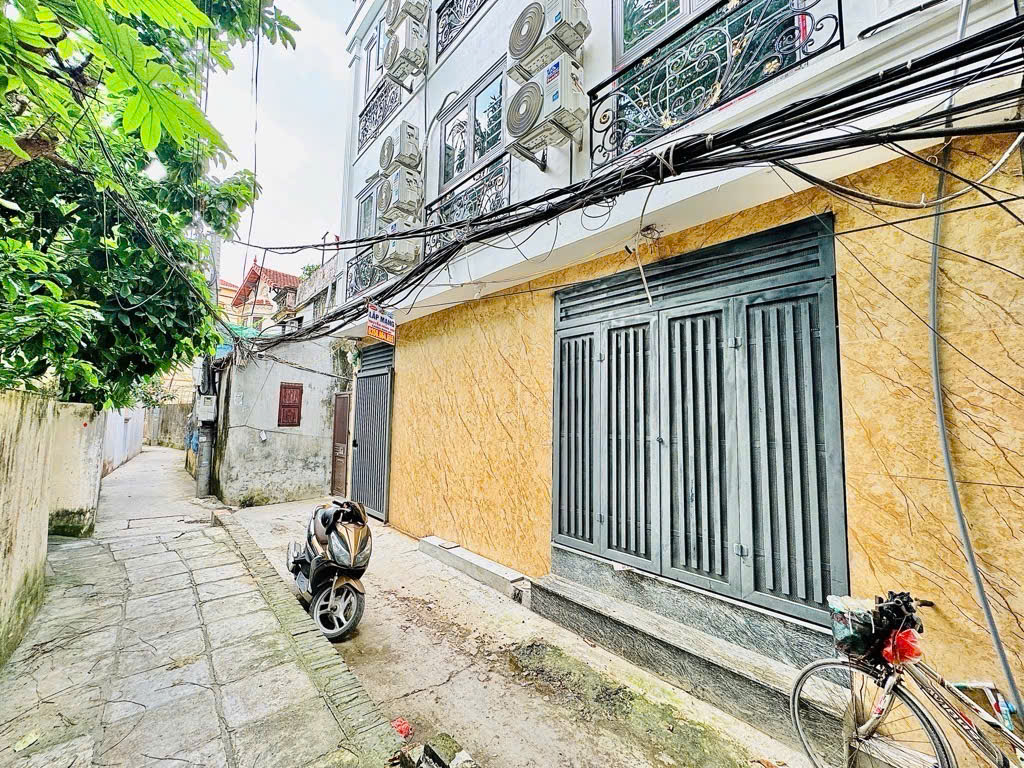 Bán ccmn thanh đàm 7 tầng thang máy long lanh 3 thoáng dòng tiền 1,5 tỷ năm HM