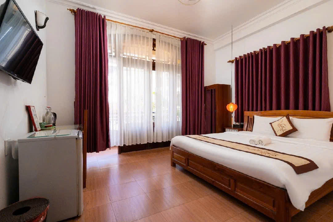 Cần bán khách sạn trung tâm phố cổ Hội An Dòng tiền khủng-chuyển nhượng gấp