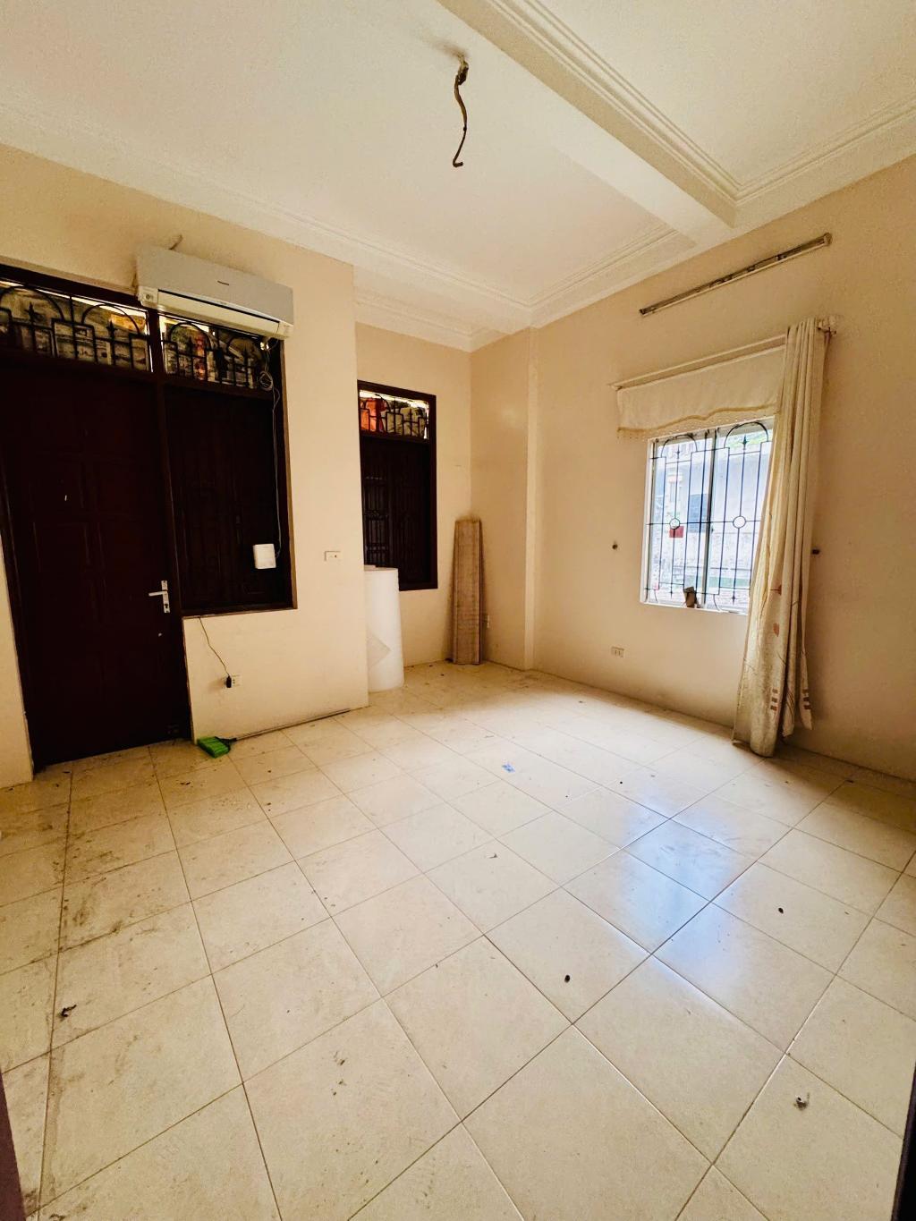 Đường hoàng mai thông hồ đền lừ bán 65M tặng nhà lô góc ô tô kinh doanh