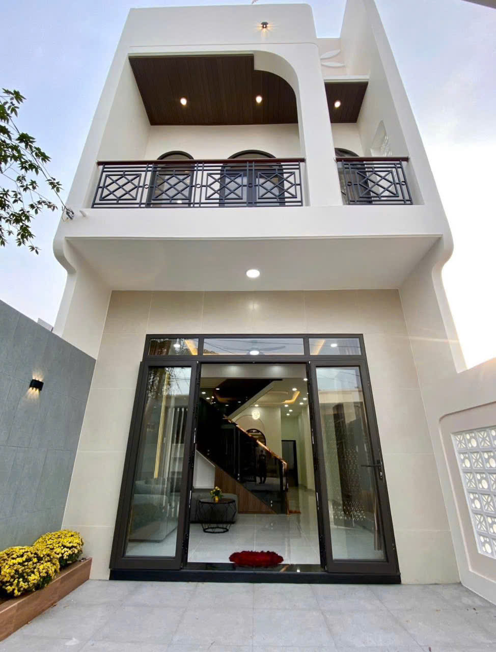 NHÀ 112.6M² – GIÁ 2 TỶ 250 – SHR – CẦN ĐƯỚC LONG AN