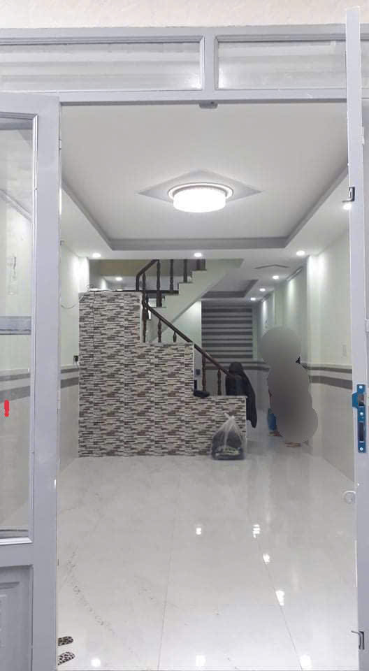 Nhà xinh 1 lầu chỉ 5 triệu đường 551 lê văn khương q12
