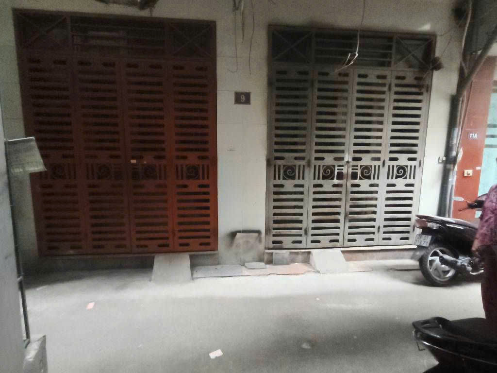 Giảm chào 2lần gần 2tỷ cần bán nhà 4 tầng dân xây phố 8-3 ngõ thông hai bà trưng