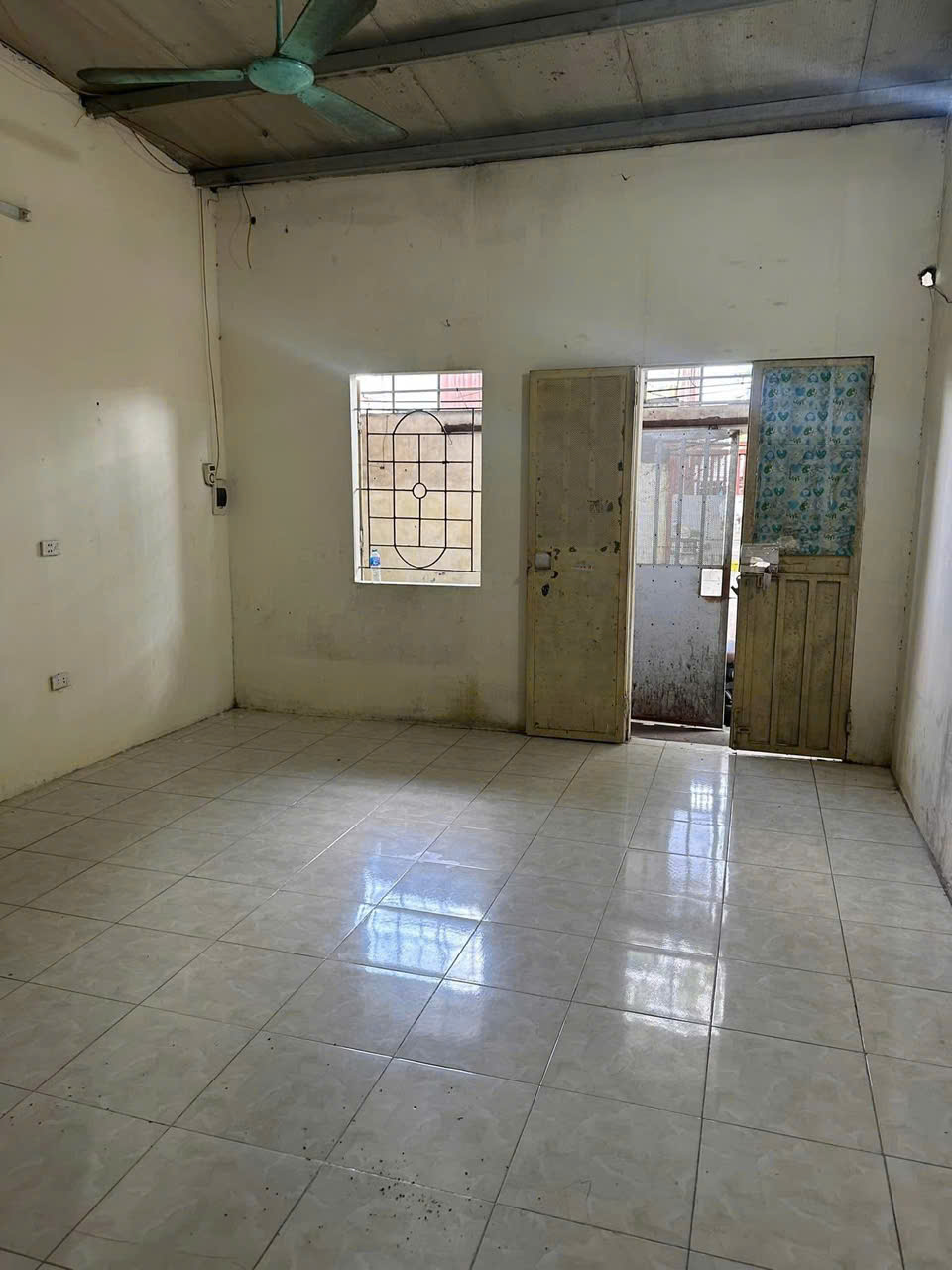 CHO THUÊ NHÀ CẤP 4 RIÊNG BIỆT – FULL ĐỒ CƠ BẢN –PHÚC DIỄN  BẮC TỪ LIÊM HN