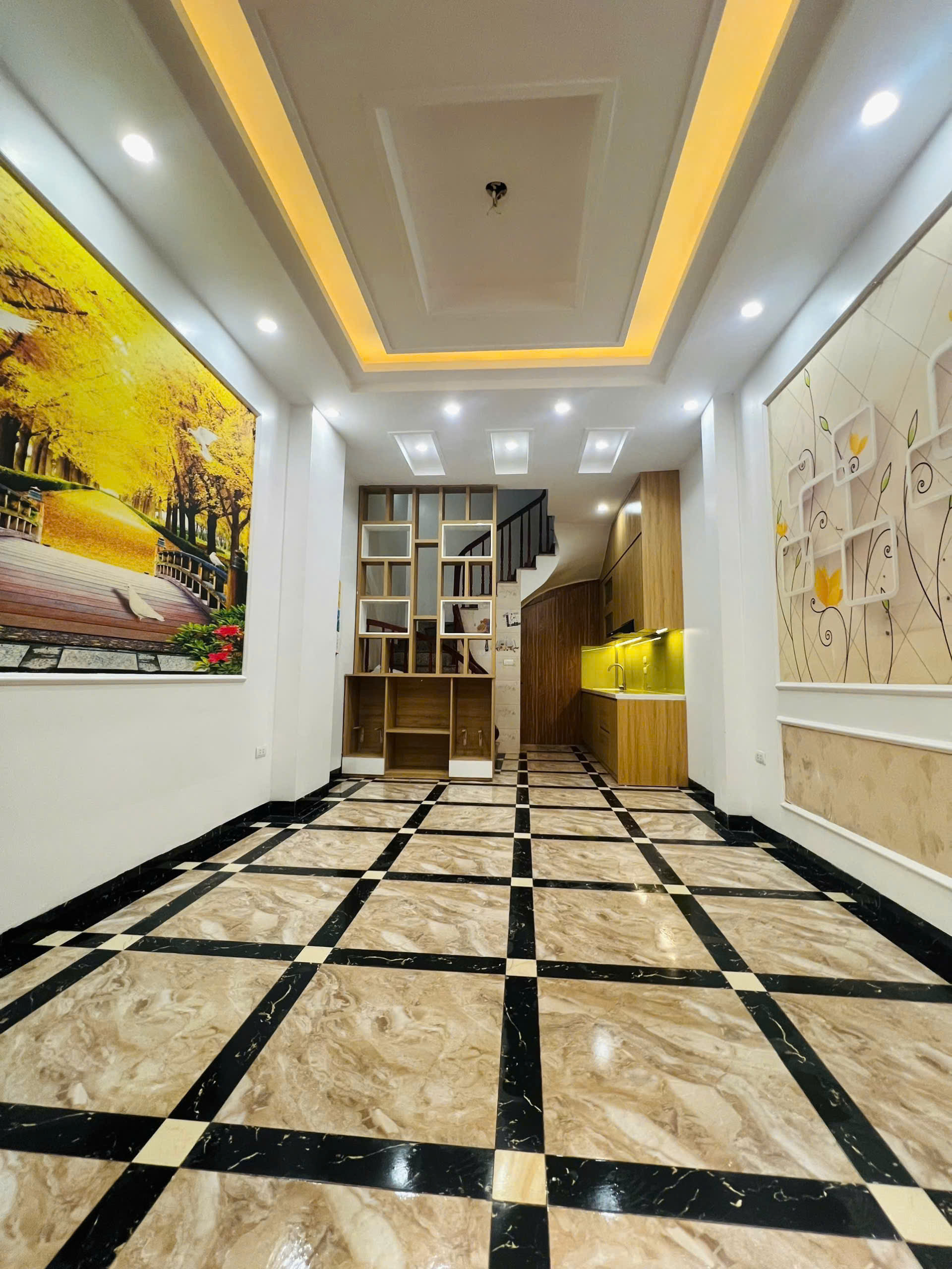 BÁN GẤP NHÀ 5 TẦNG PHÚC LỢI, FULL NỘI THẤT, NGÕ THÔNG, Ô TÔ ĐỖ CỬA- GIẢM CHÀO