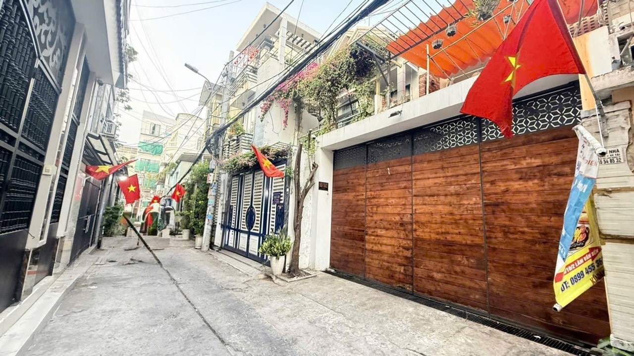 Lâm Văn Bền quận 7 - Xe Hơi Ngủ Nhà - 4 Tầng - 100m2 nhỉnh 11 tỷ