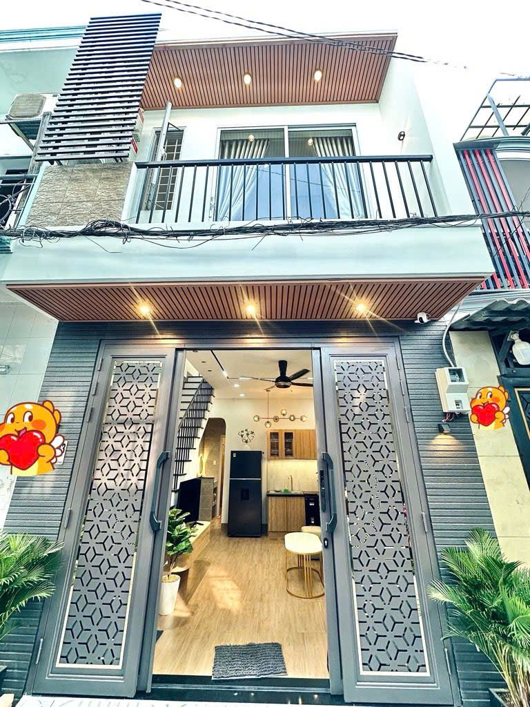 BÁN NHÀ 2 TẦNG, DIỆN TÍCH 32M², NGÕ Ô TÔ THÔNG, TÂN PHÚ ,TPHCM