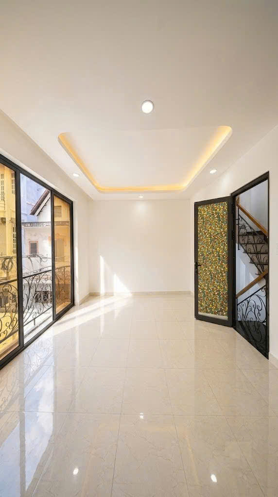 Nhà mới Võ Thị Sáu, QUẬN 3, gần Công viên Lê Văn Tám, 4 tầng 8.8 tỷ
