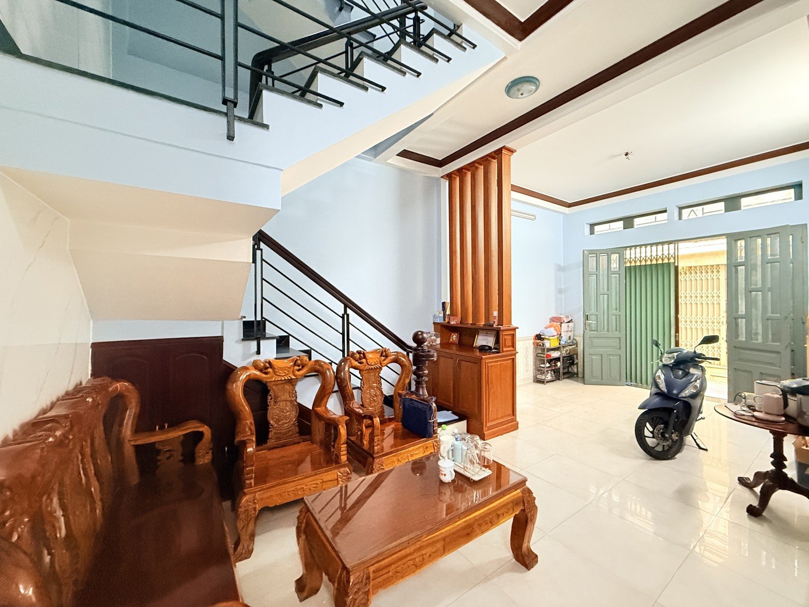 BÁN NHÀ ĐỒNG NAI QUẬN 10  - GẦN MẶT TIỀN - KHU VIP