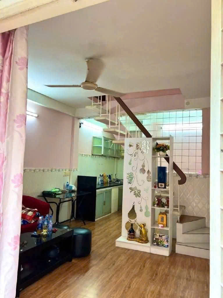 CHÍNH CHỦ BÁN  NHÀ TÂN BÌNH    3.5*7.5m - 3 tầng Btct - hẻm thẳng 1 trục