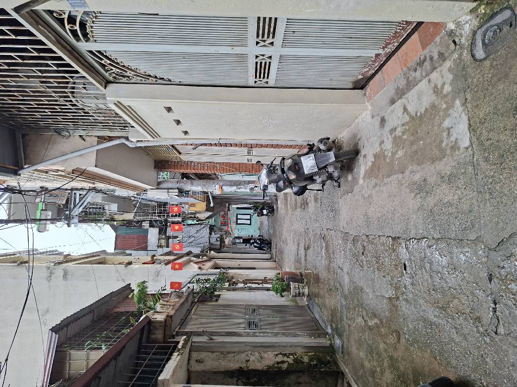 Bán 54M nguyễn an ninh tặng nhà ngõ thông ô tô 7 chỗ qua nhà hoàng mai