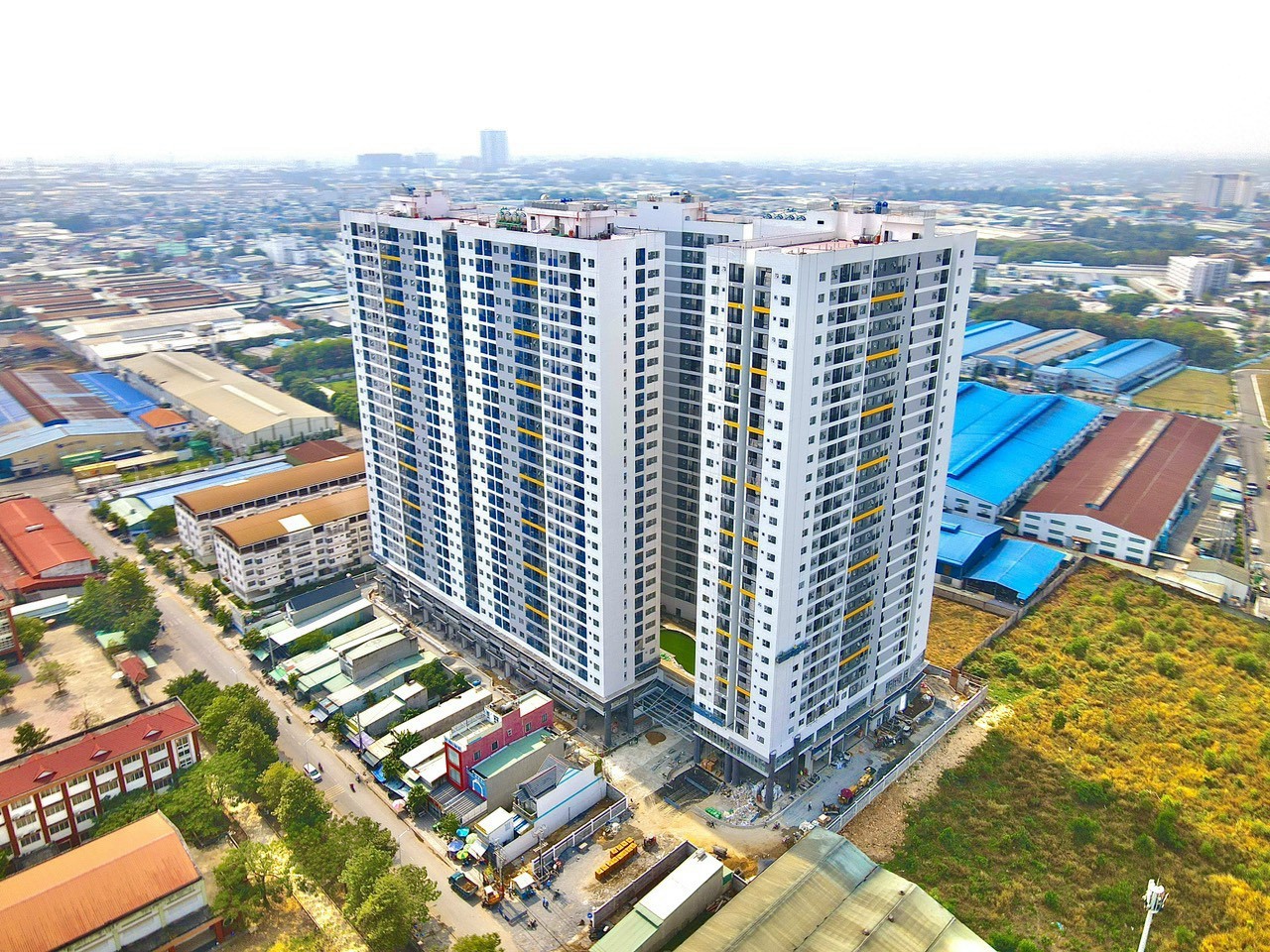 Xem ngay kẻo muộn căn hộ  Legacy Prime tại Tp Thuận An, đang bàn giao nhà mới