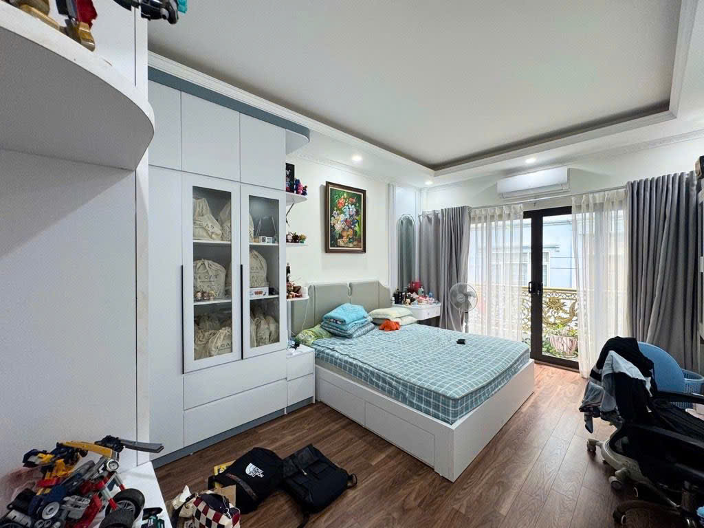 Siêu phẩm tân mai bán nhà 6 tầng thang máy long lanh ô tô dừng đỗ kinh doanh hoà