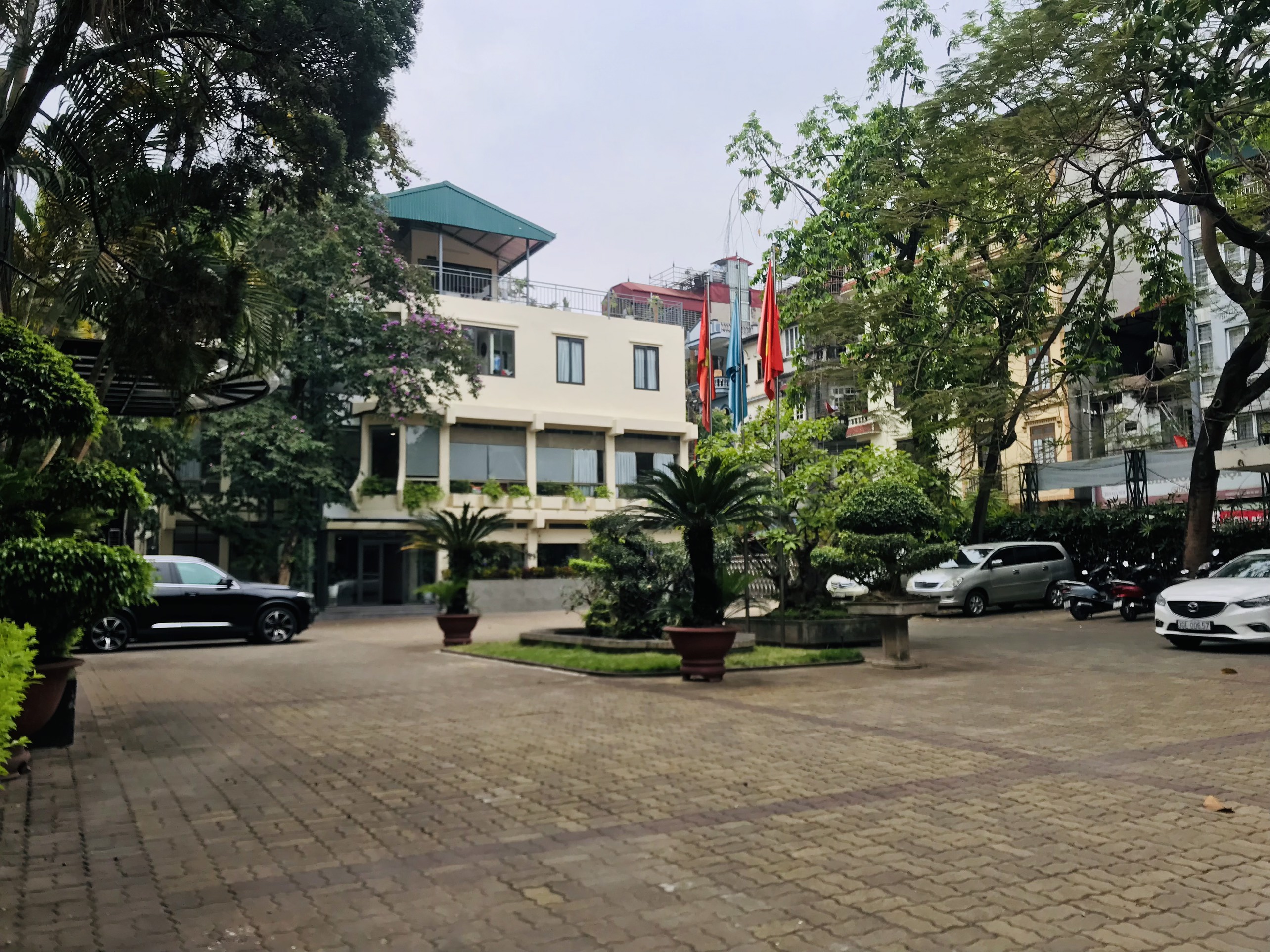 Cho thuê Văn phòng tại 76 An Dương, Tây Hồ