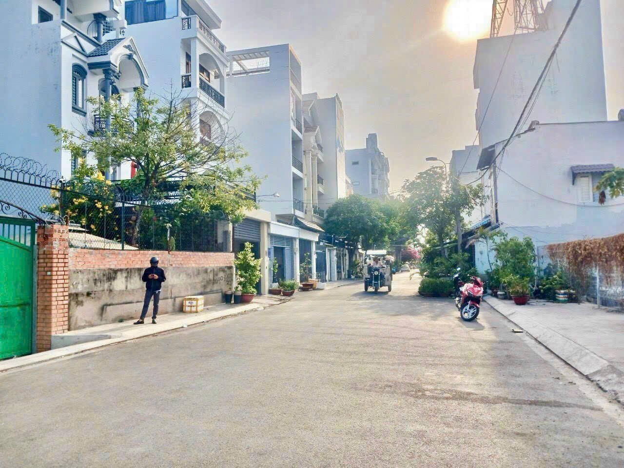 ĐẤT MT ĐƯỜNG SỐ 37 P. BÌNH THUẬN Q7