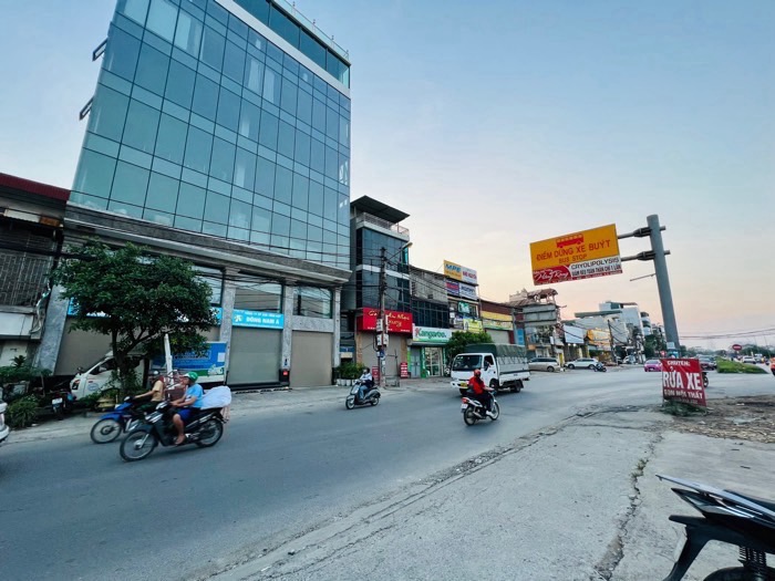 Bán đất mặt phố tam trinh yên sở 205M hoàng mai