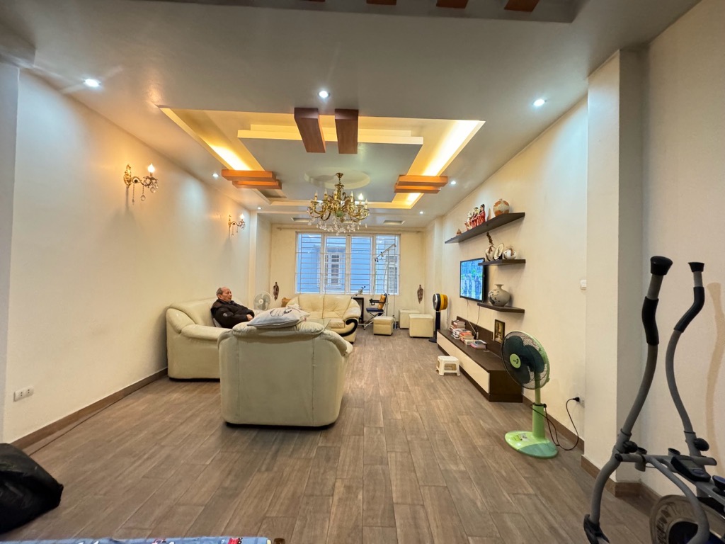 Kim đồng bán nhà 5 tầng phân lô ô tô hoàng mai