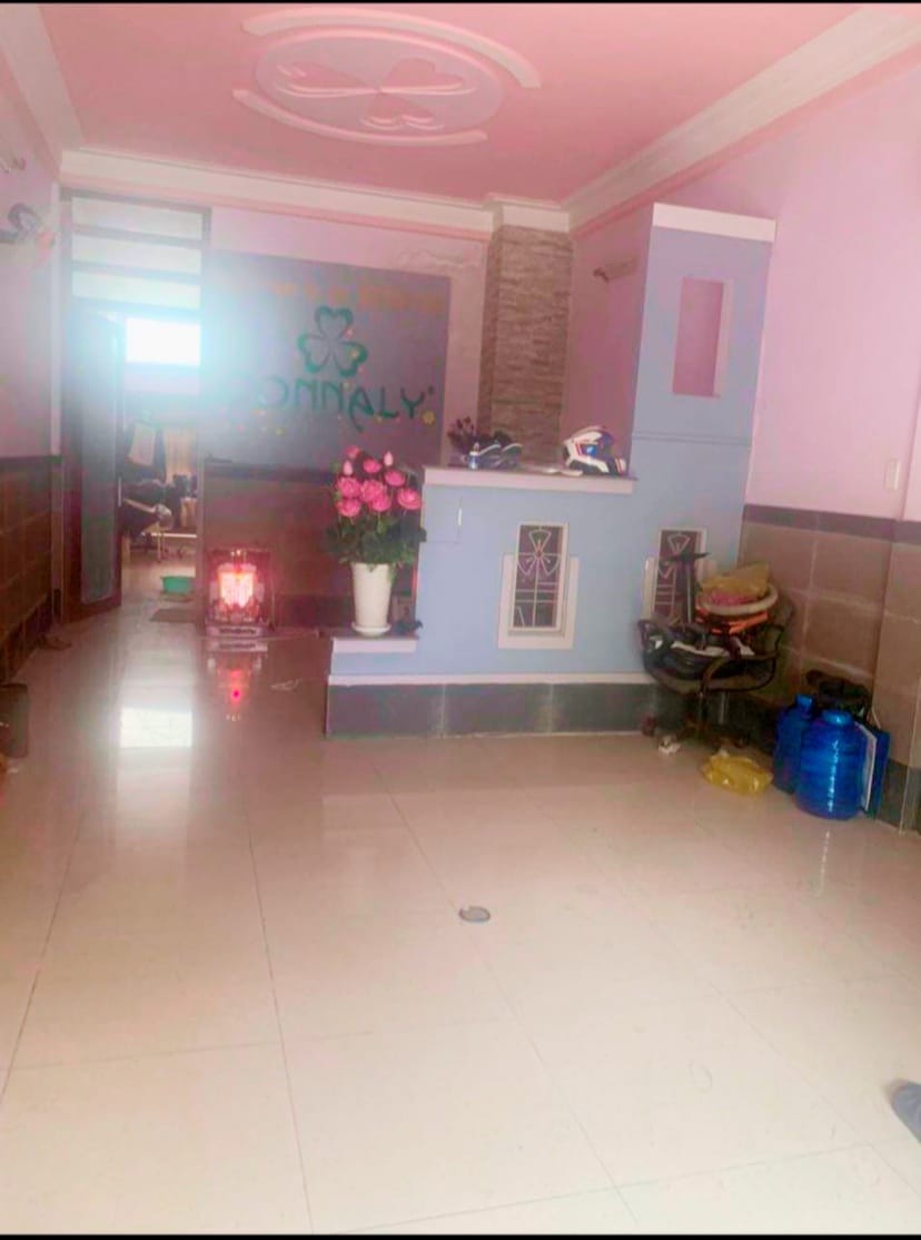 Nhà 2 mặt tiền thoáng mát, đầy đủ nội thất kdc Bình Hưng Bình Chánh